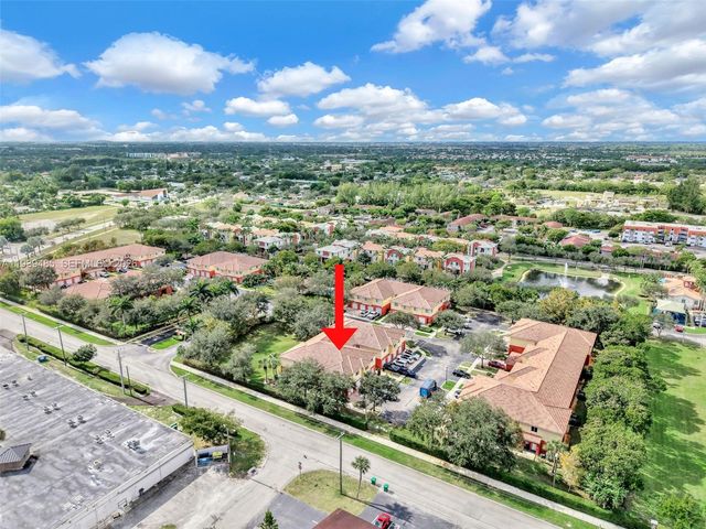 3340 Palomino Dr 222-2, Davie, FL 33024