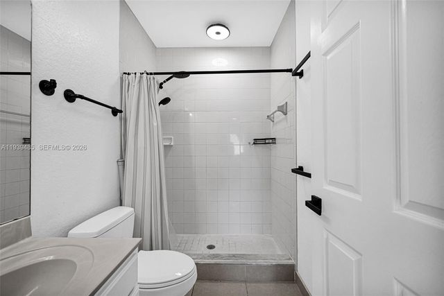 3340 Palomino Dr 222-2, Davie, FL 33024