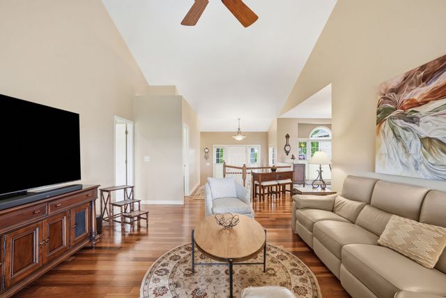 109 Sebago Lake DRIVE, Ohio Twp, PA 15143