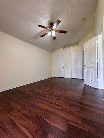 2405 LINCOLNSHIRE COURT, Kissimmee, FL 34743