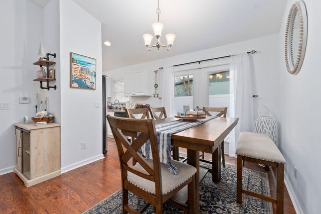 2070 NE Arch Street, Jensen Beach, FL 34957