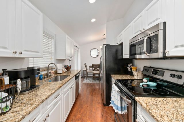 2070 NE Arch Street, Jensen Beach, FL 34957