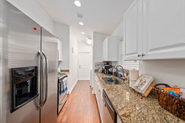 2070 NE Arch Street, Jensen Beach, FL 34957