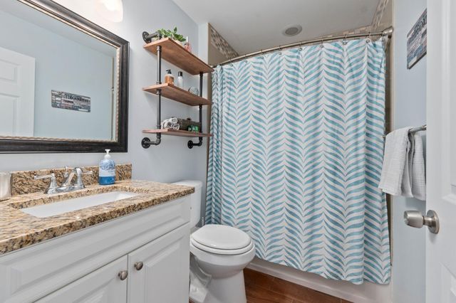 2070 NE Arch Street, Jensen Beach, FL 34957