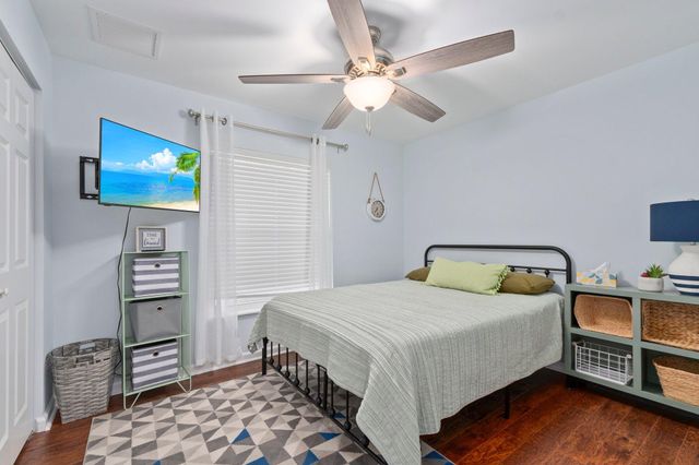 2070 NE Arch Street, Jensen Beach, FL 34957