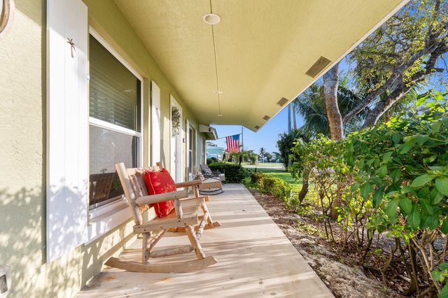 2070 NE Arch Street, Jensen Beach, FL 34957