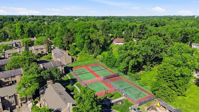 502 Cherry COURT, Ross Twp, PA 15237