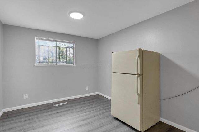 2892 E 11th Avenue, Columbus, OH 43219