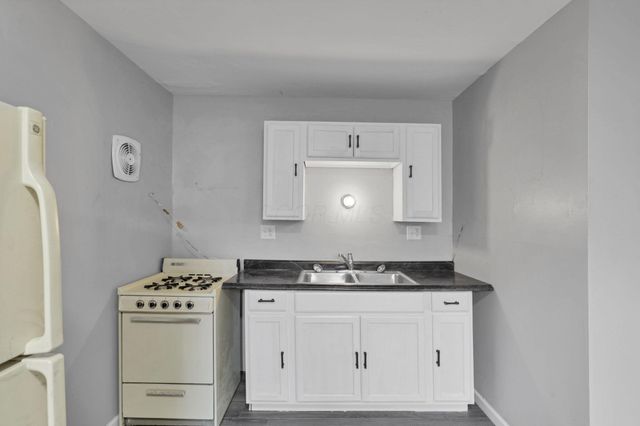 2892 E 11th Avenue, Columbus, OH 43219