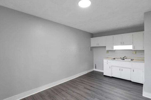 2892 E 11th Avenue, Columbus, OH 43219