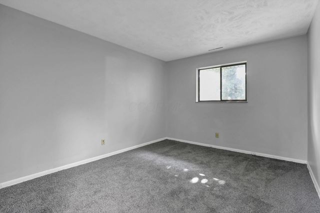 2892 E 11th Avenue, Columbus, OH 43219
