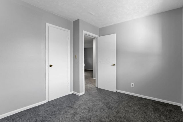 2892 E 11th Avenue, Columbus, OH 43219
