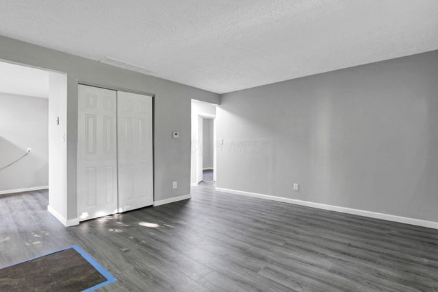 2892 E 11th Avenue, Columbus, OH 43219