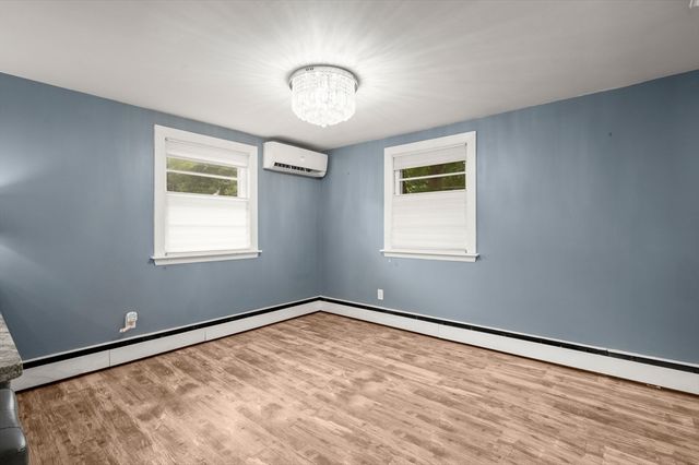 68 Kernwood Ave, Tewksbury, MA 01876
