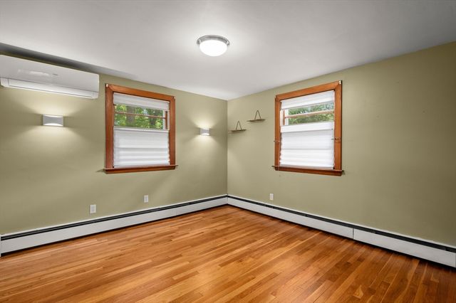 68 Kernwood Ave, Tewksbury, MA 01876