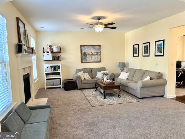 1402 Balvaird Drive, Lawrenceville, GA 30045