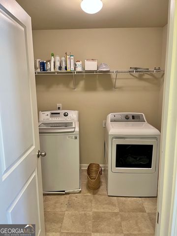 1402 Balvaird Drive, Lawrenceville, GA 30045