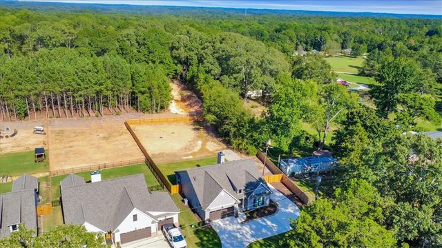 309 Palmetto Road, Pelzer, SC 29669
