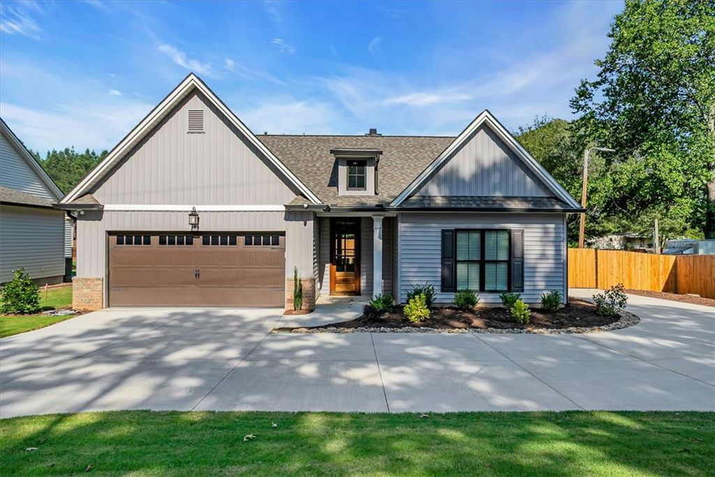 309 Palmetto Road, Pelzer, SC 29669