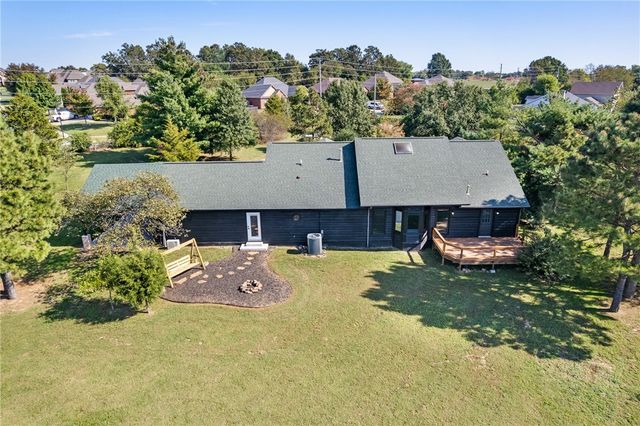 3775 Zion Road, Fayetteville, AR 72764