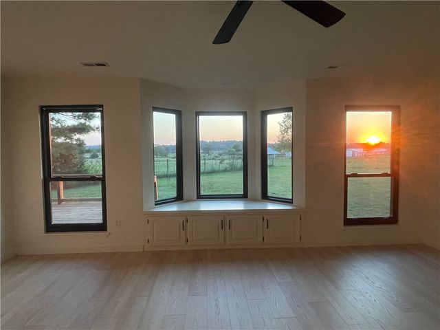 3775 Zion Road, Fayetteville, AR 72764