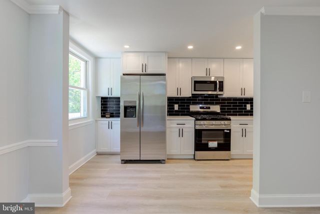 1127 HOLLYWOOD AVE, Havertown, PA 19083