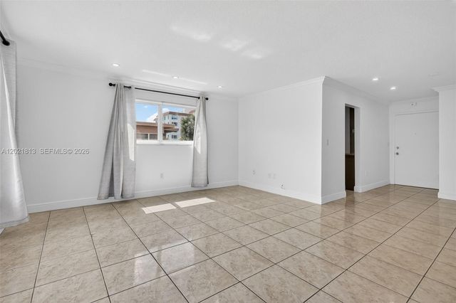 1020 94th St 301, Bay Harbor Islands, FL 33154