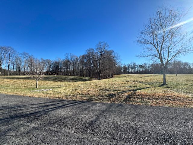 425 Cliffside Drive, Russell Springs, KY 42642