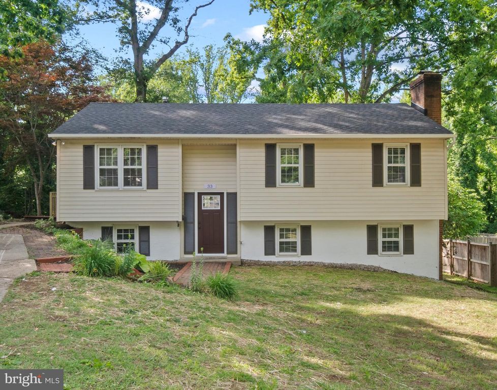 33 SHERIDAN RD, Arnold, MD 21012