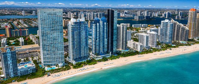 16901 Collins Avenue 3002, Sunny Isles Beach, FL 33160