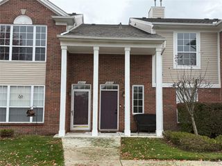 46105 Rhodes Drive, Macomb Township, MI 48044