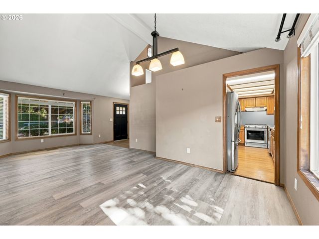2855 Sw FAITH Ct, Troutdale, OR 97060