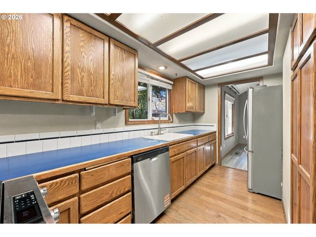 2855 Sw FAITH Ct, Troutdale, OR 97060