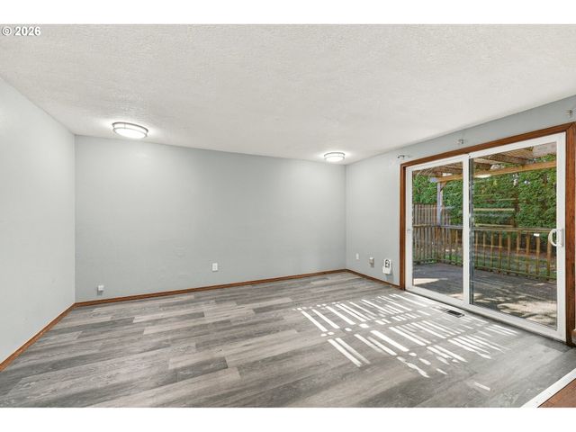2855 Sw FAITH Ct, Troutdale, OR 97060