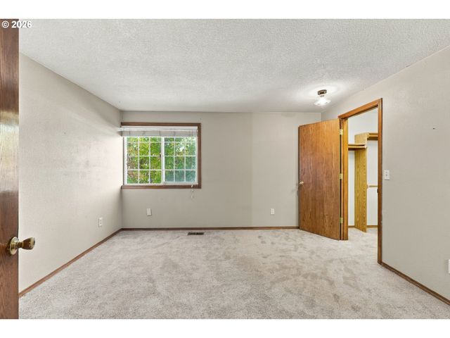 2855 Sw FAITH Ct, Troutdale, OR 97060