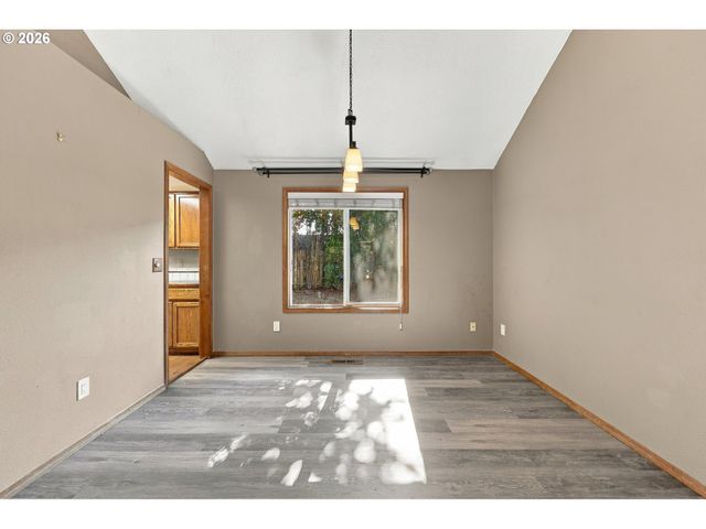 2855 Sw FAITH Ct, Troutdale, OR 97060