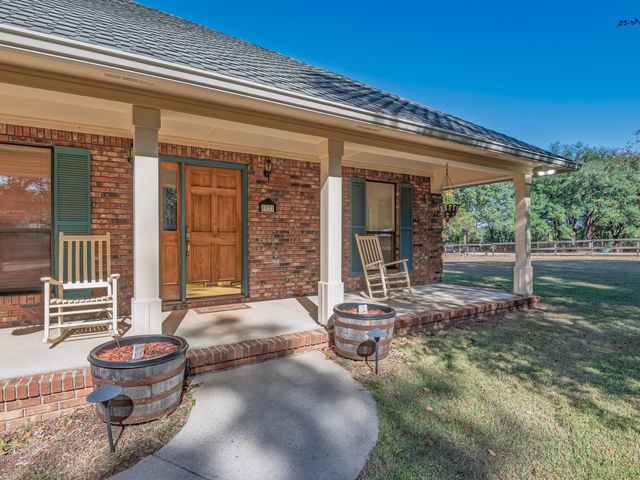 8821 Green Acorn Lane, Tallahassee, FL 32317