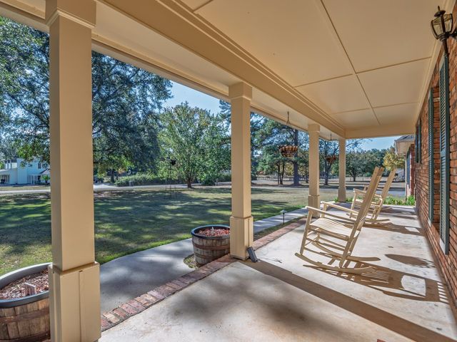 8821 Green Acorn Lane, Tallahassee, FL 32317