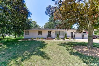 918 136th Avenue, Holland, MI 49424