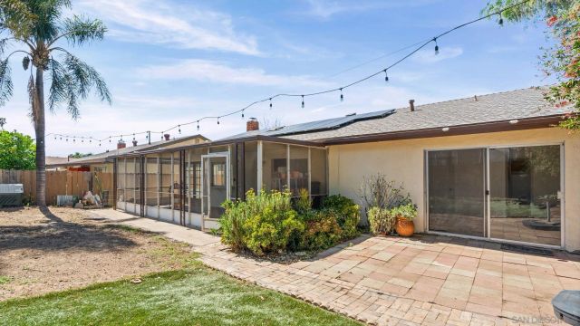 1695 Kenora, Escondido, CA 92027