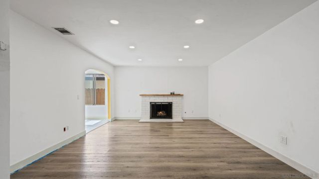 1695 Kenora, Escondido, CA 92027