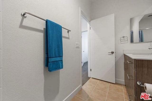 9942 Artesia Boulevard 704, Bellflower, CA 90706