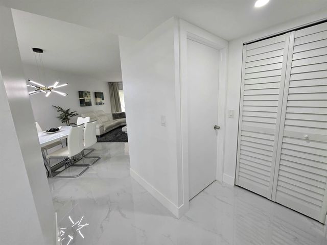5577 Courtyard Drive, Margate, FL 33063