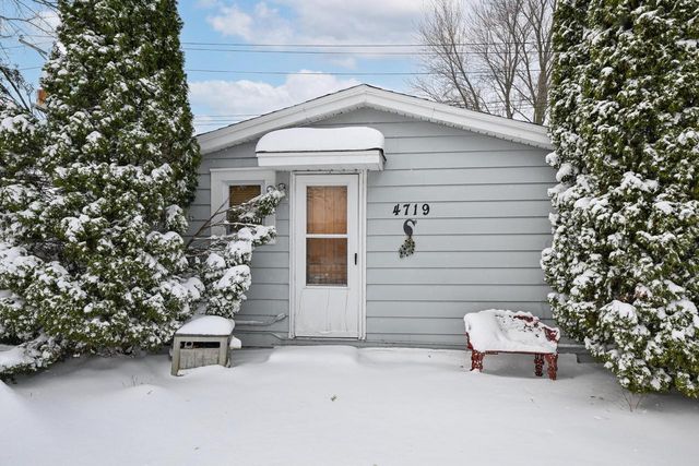 4719 N 126th STREET, Butler, WI 53007