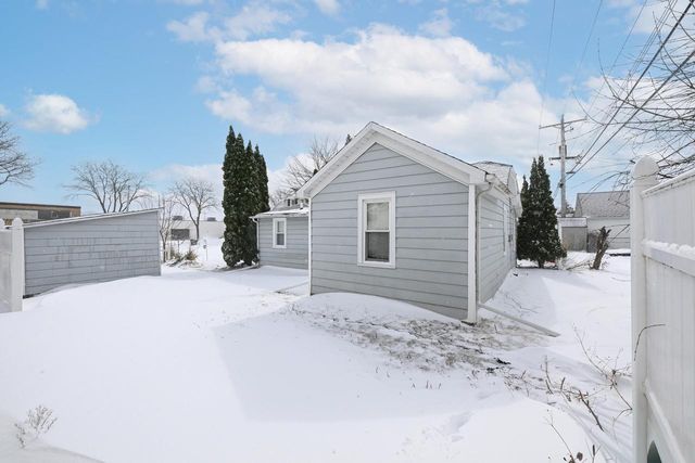 4719 N 126th STREET, Butler, WI 53007