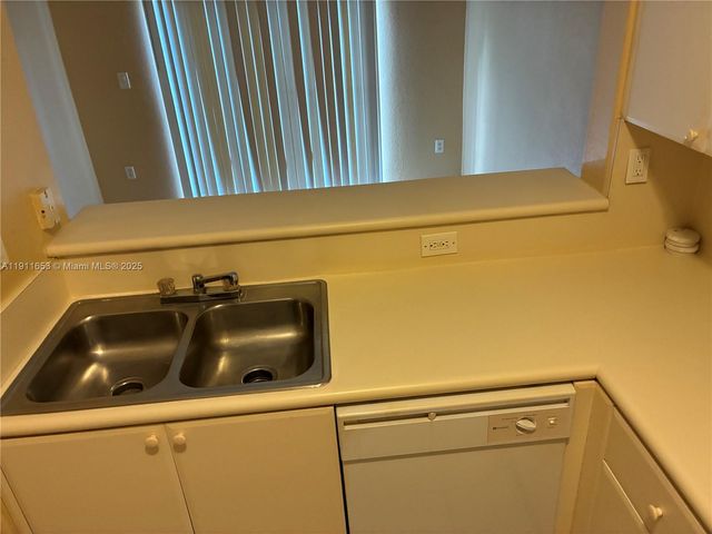 1536 SE 25th St 101, Homestead, FL 33035