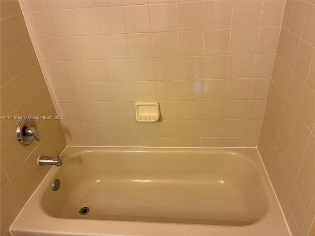 1536 SE 25th St 101, Homestead, FL 33035