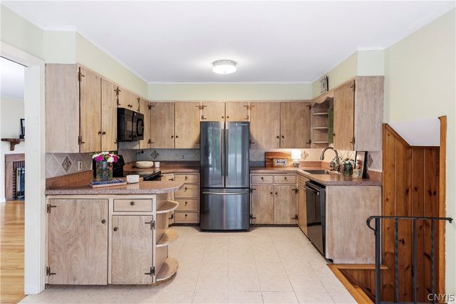 2119 Terrace Lane South, Skaneateles, NY 13152
