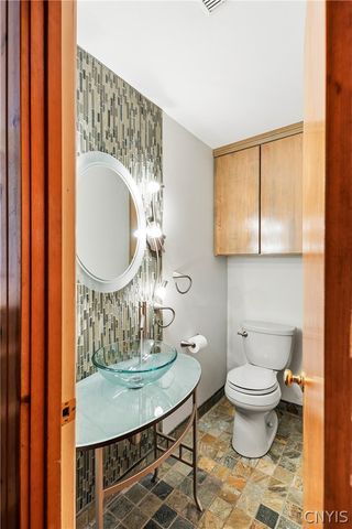 2119 Terrace Lane South, Skaneateles, NY 13152