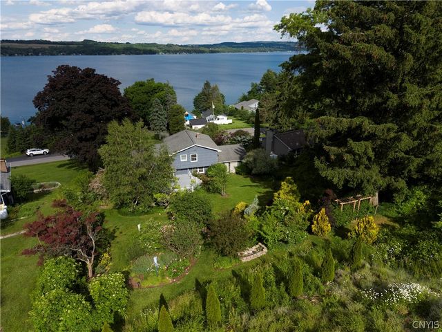 2119 Terrace Lane South, Skaneateles, NY 13152